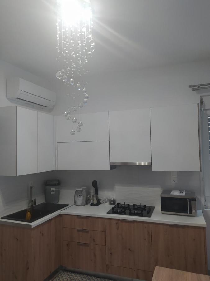 Εirene Room Chalkís Esterno foto